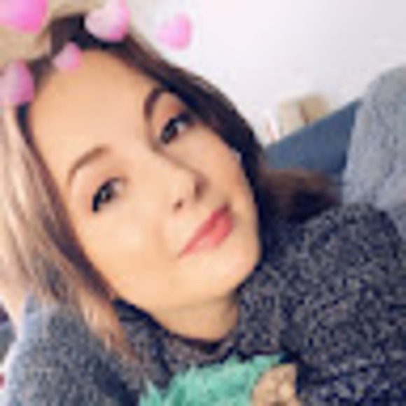 Meet your Posher, Zoe - Picture 1 of 1